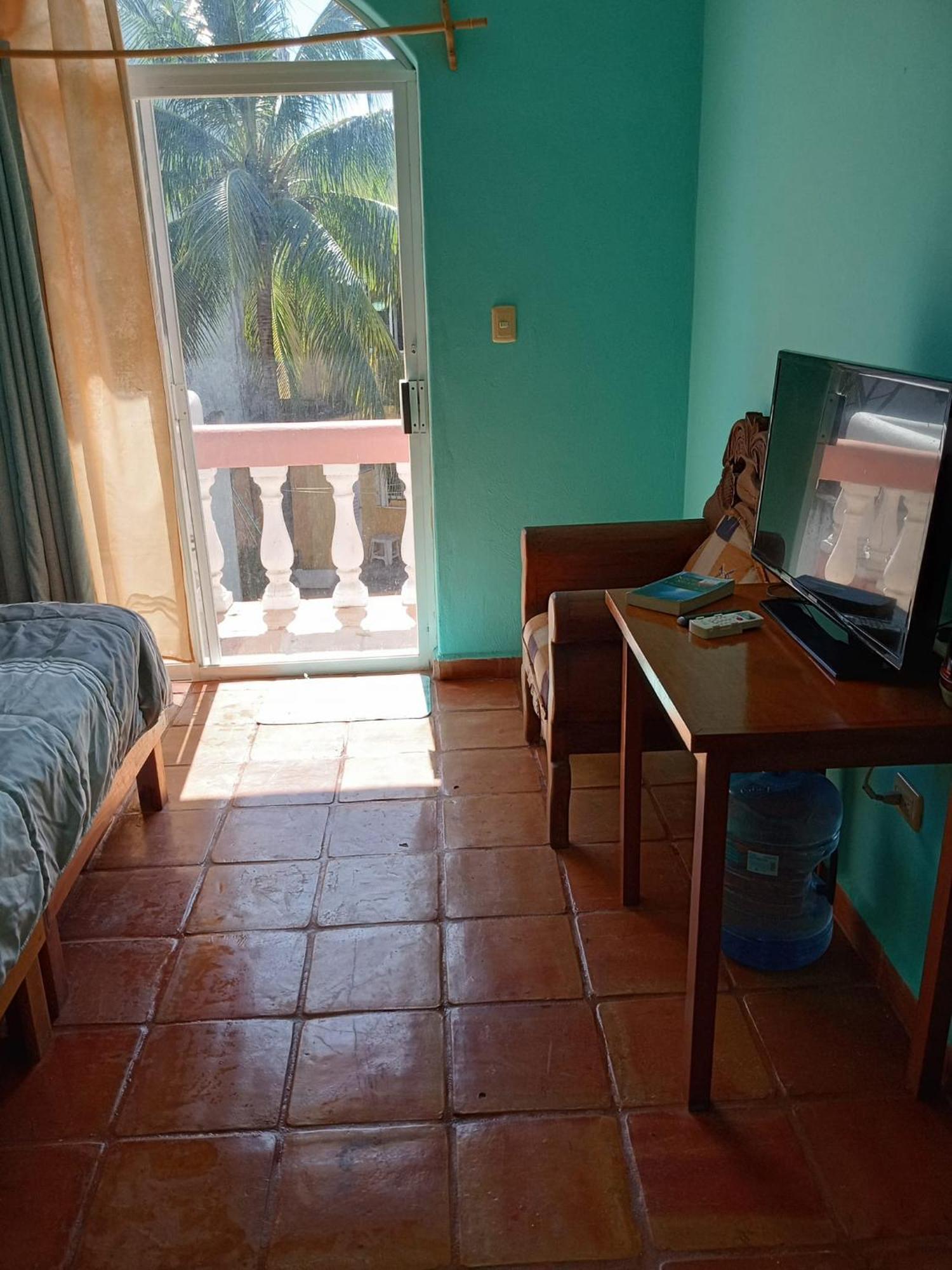 Book A And Have Access To A Whole House & Private Pool Homestay *