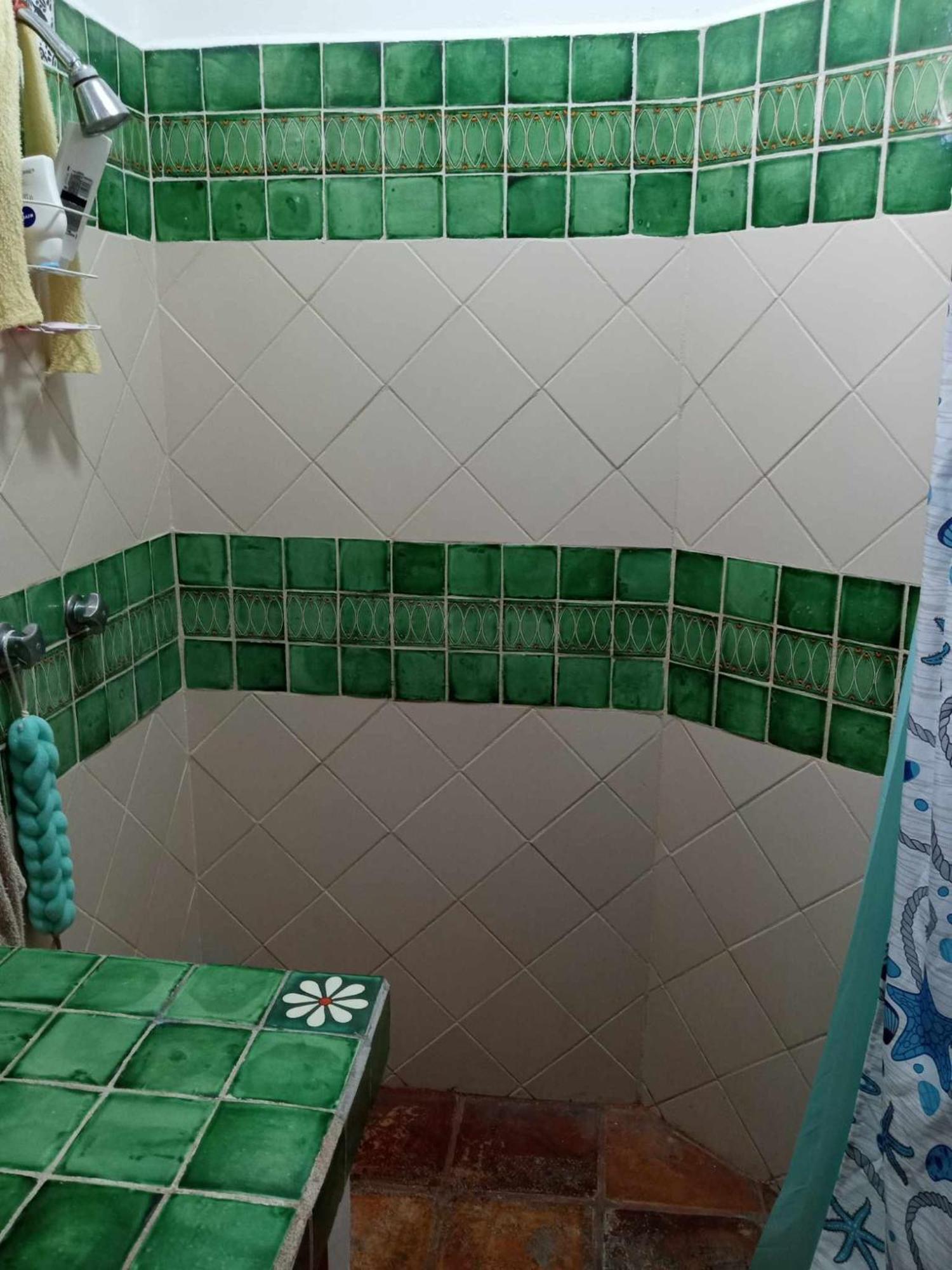 Book A And Have Access To A Whole House & Private Pool Homestay Cozumel